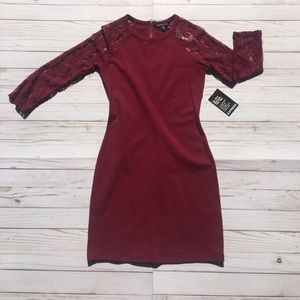 Lace sleeve express dress
